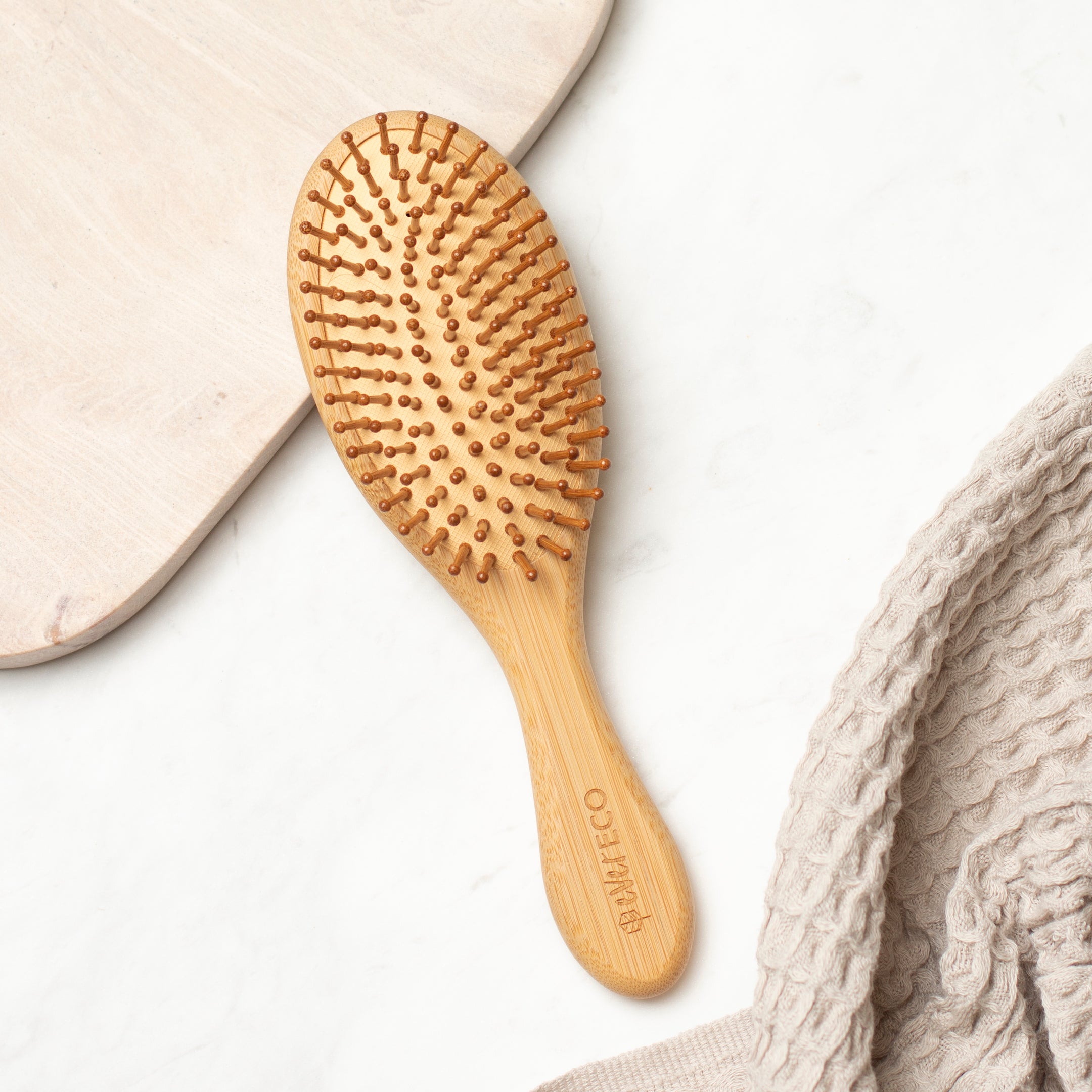 Ever Eco medium oval bamboo hairbrush without packaging